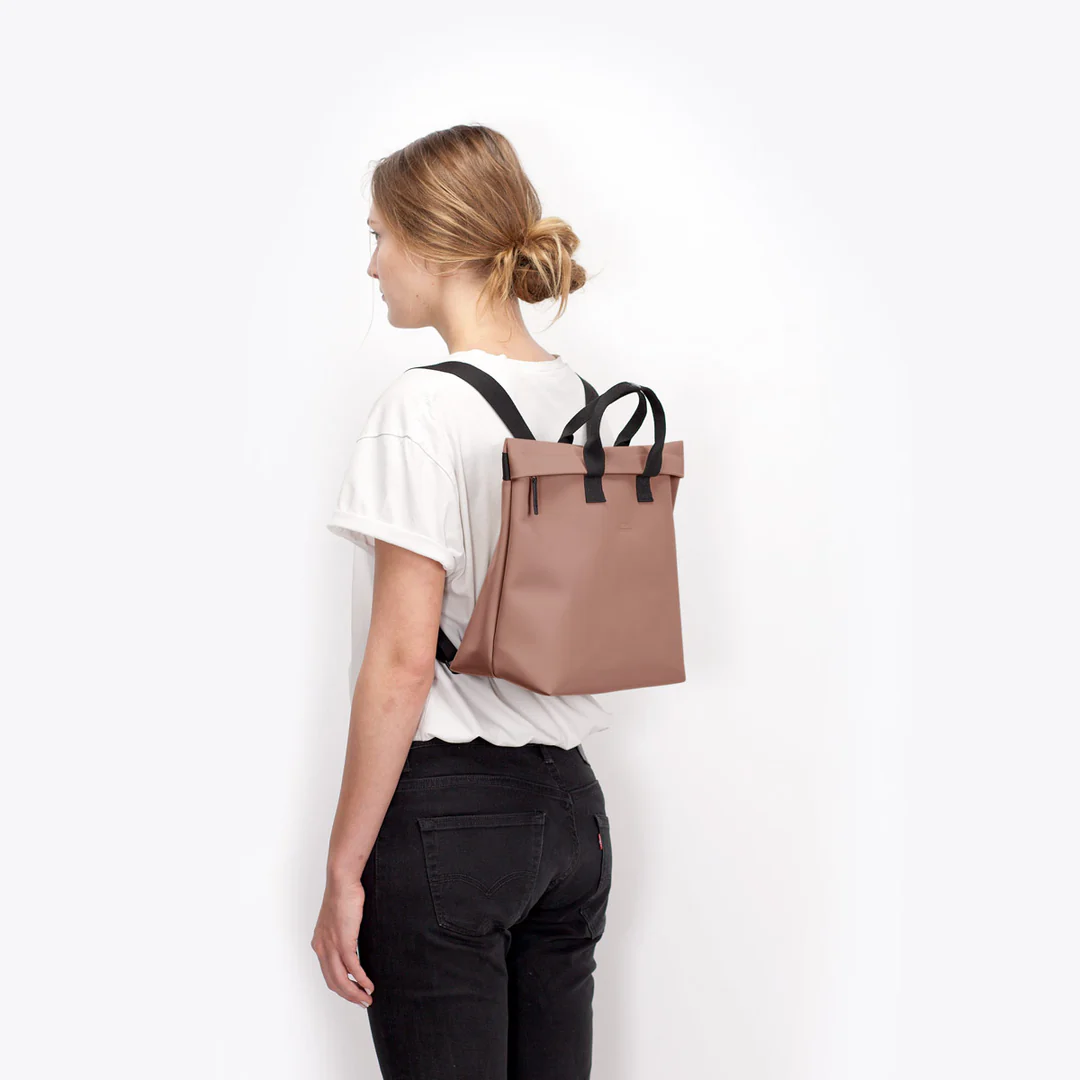 Ucon Acrobatics Lotus Eliza Bag - Redwood