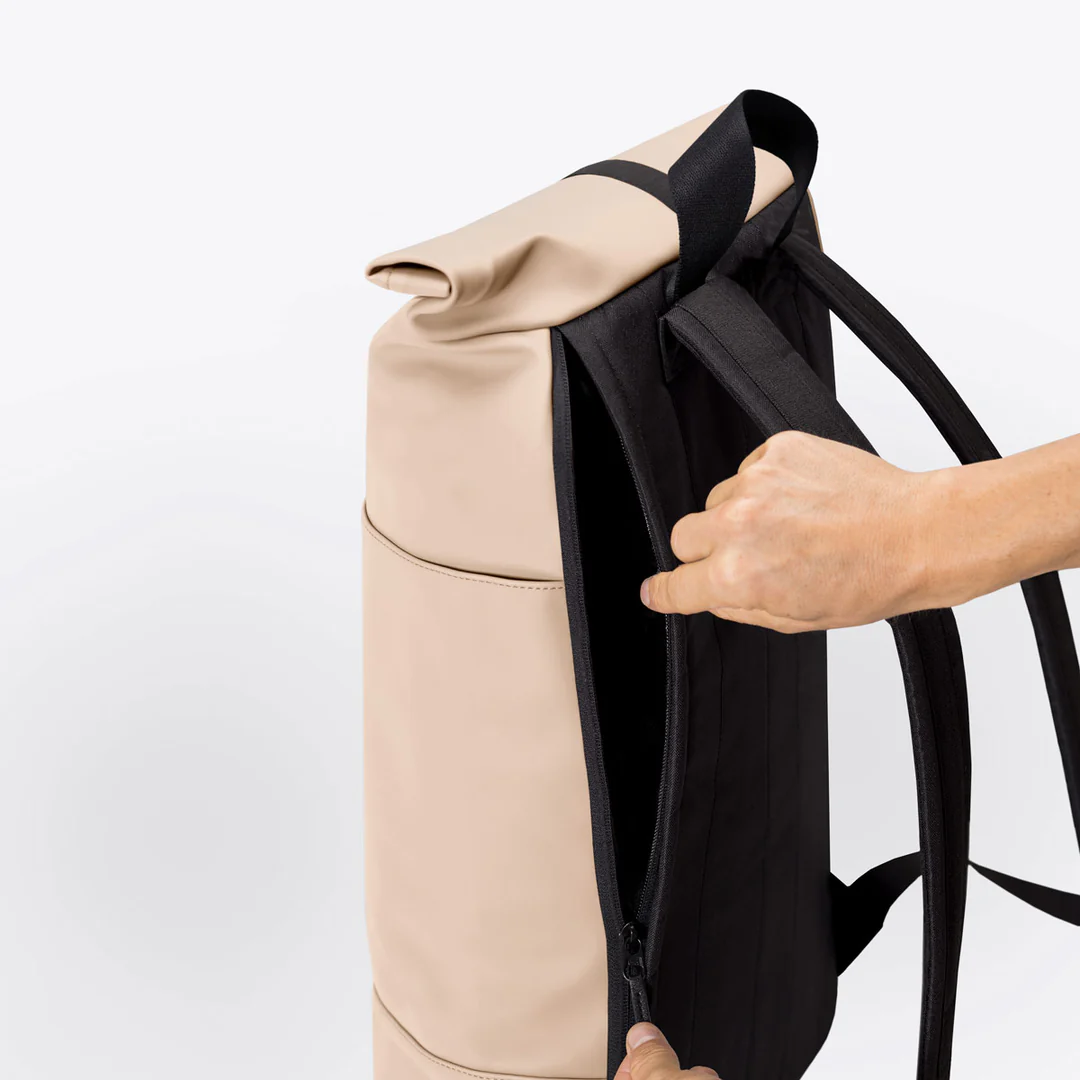 Ucon Acrobatics Lotus Hajo Medium Backpack - Light Almond
