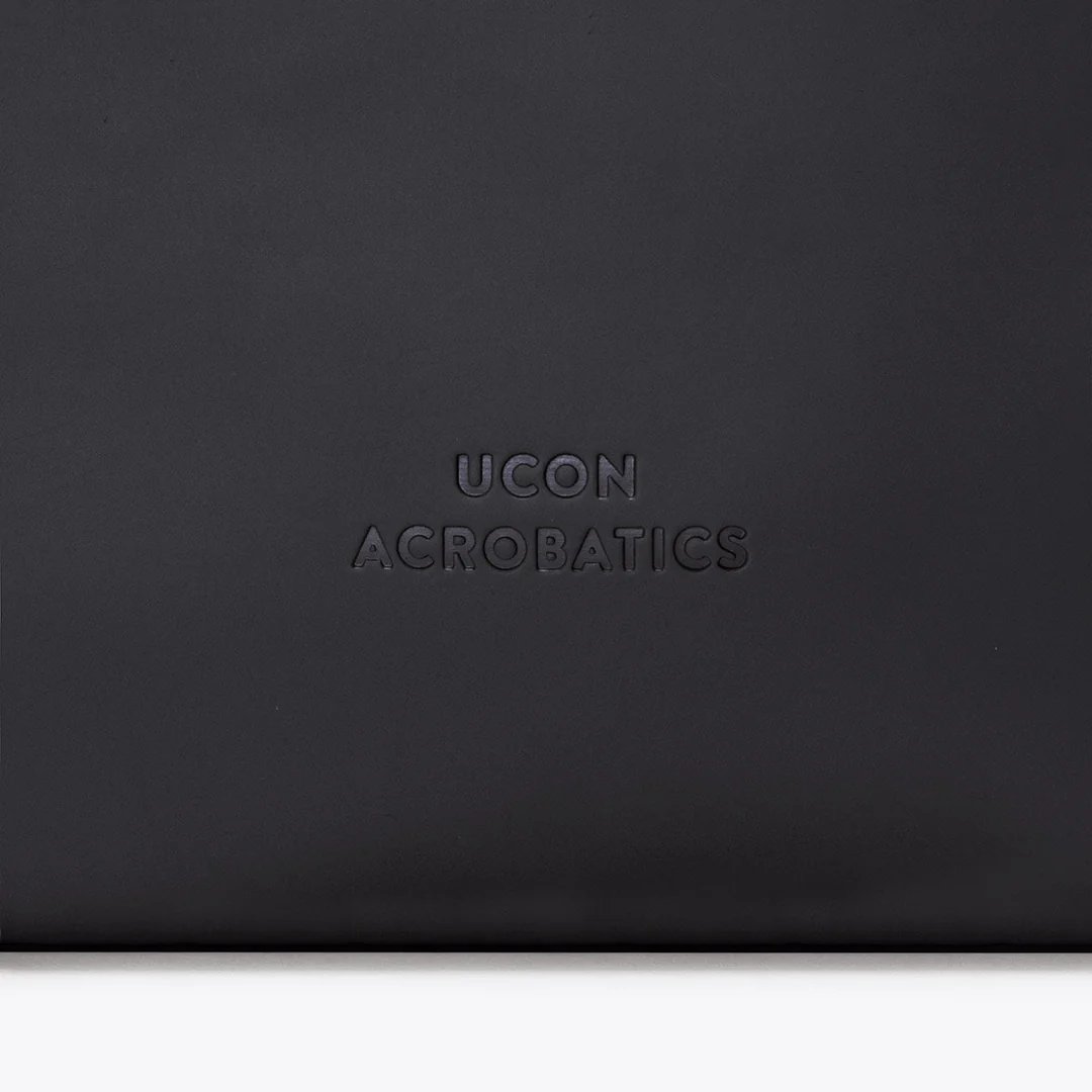 Ucon Acrobatics Lotus Jona Medium Bag - Black