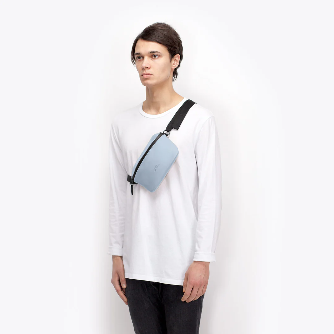 Ucon Acrobatics Lotus Jona Medium Bag - Fog Blue