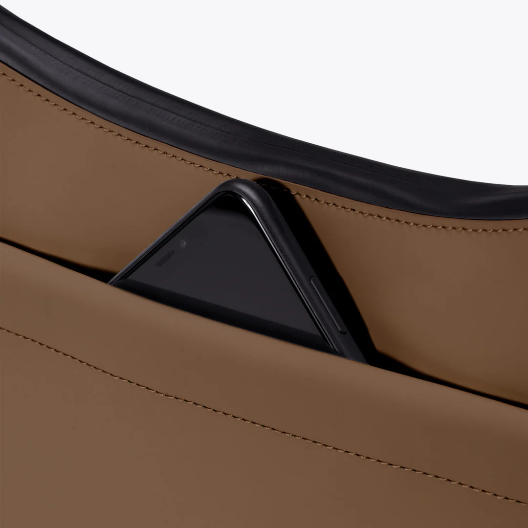 Ucon Acrobatics Lotus Infinity Alva Medium Bag - Chestnut