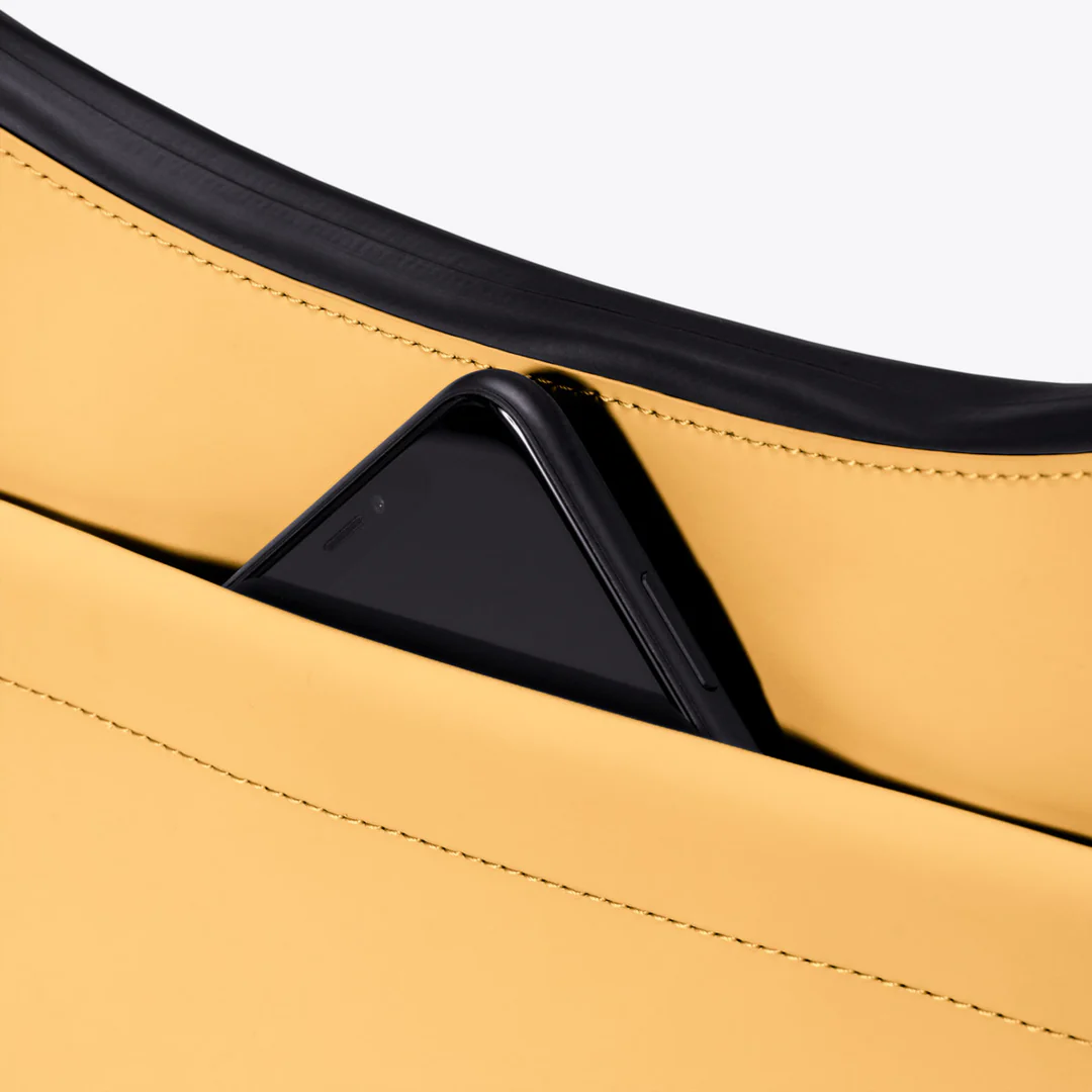 Ucon Acrobatics Lotus Infinity Alva Medium Bag - Lemon