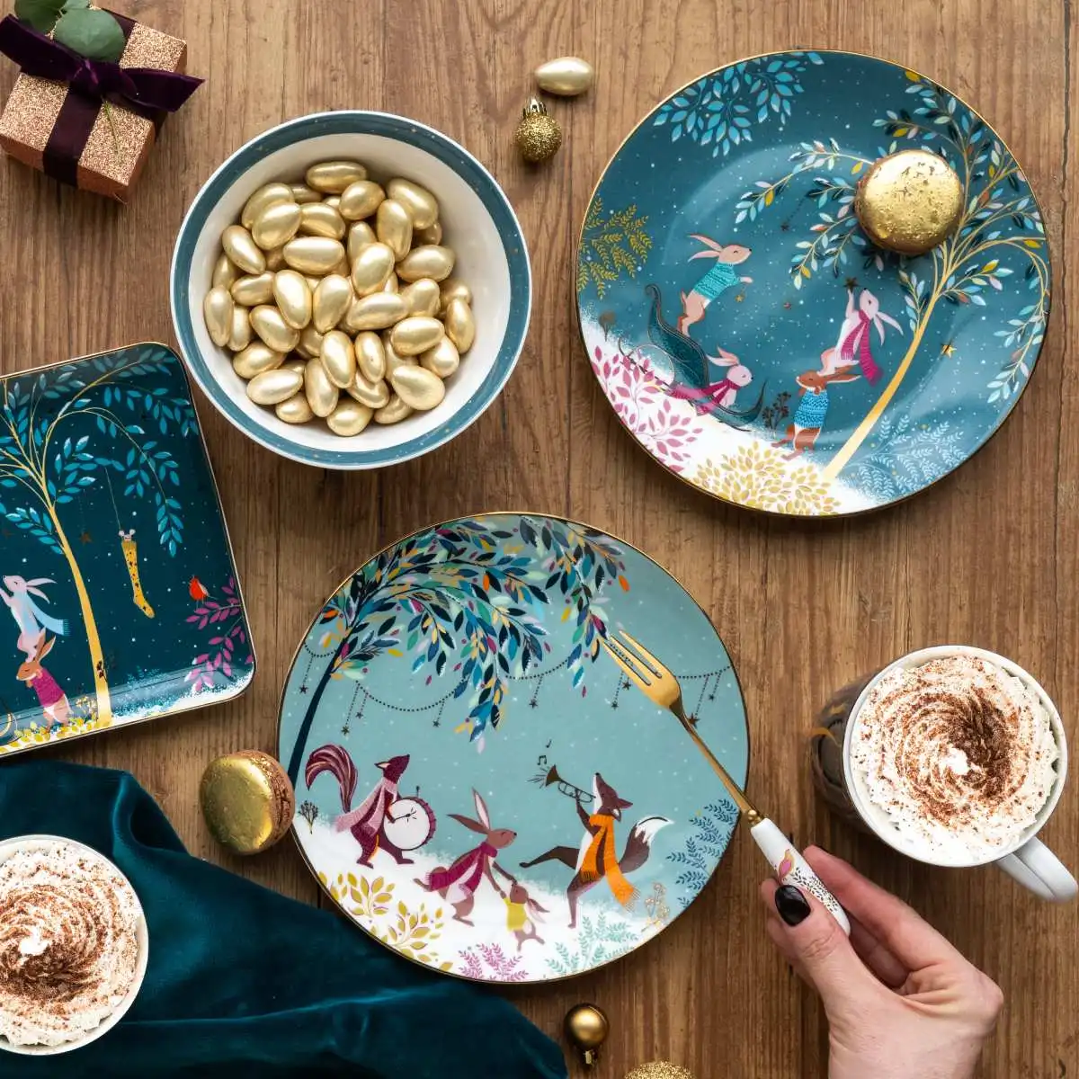 Sara Miller London Sara Miller Woodland Tales Set of 4 Plates Assorted