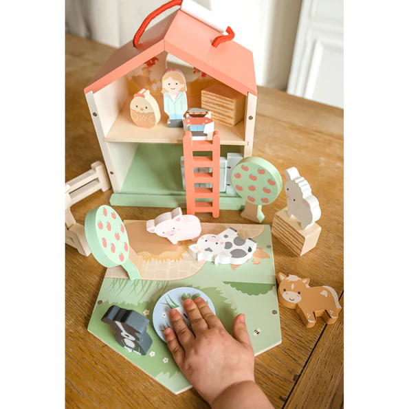 Orange Tree Toys Farmyard Play Set