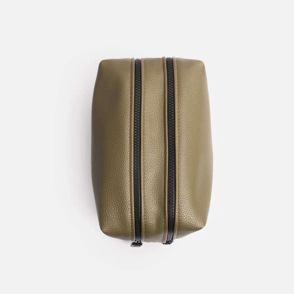 Caroline Gardner Caroline Gardner Green Large Travel Wash Bag