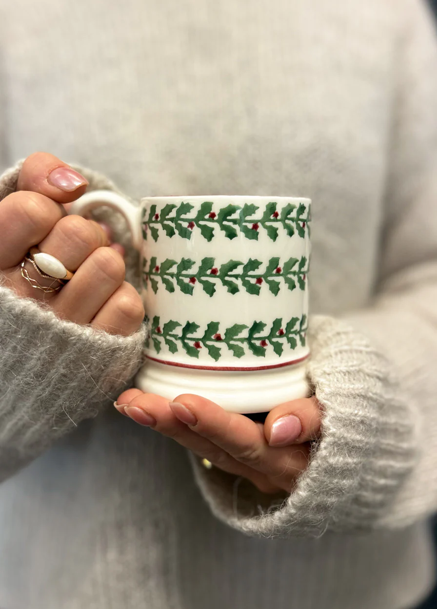 Emma Bridgewater Tiny Holly 1/2 Pint Mug
