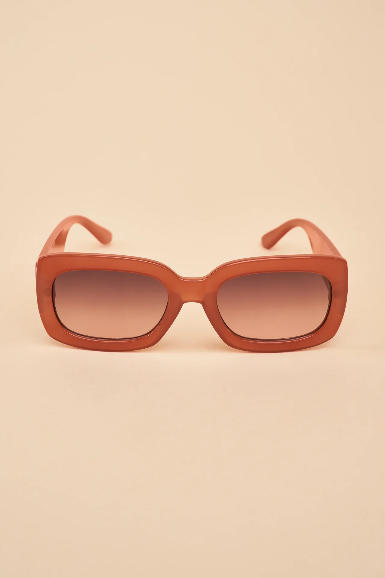 Powder Everlee Limited Edition Sunglasses - Peach