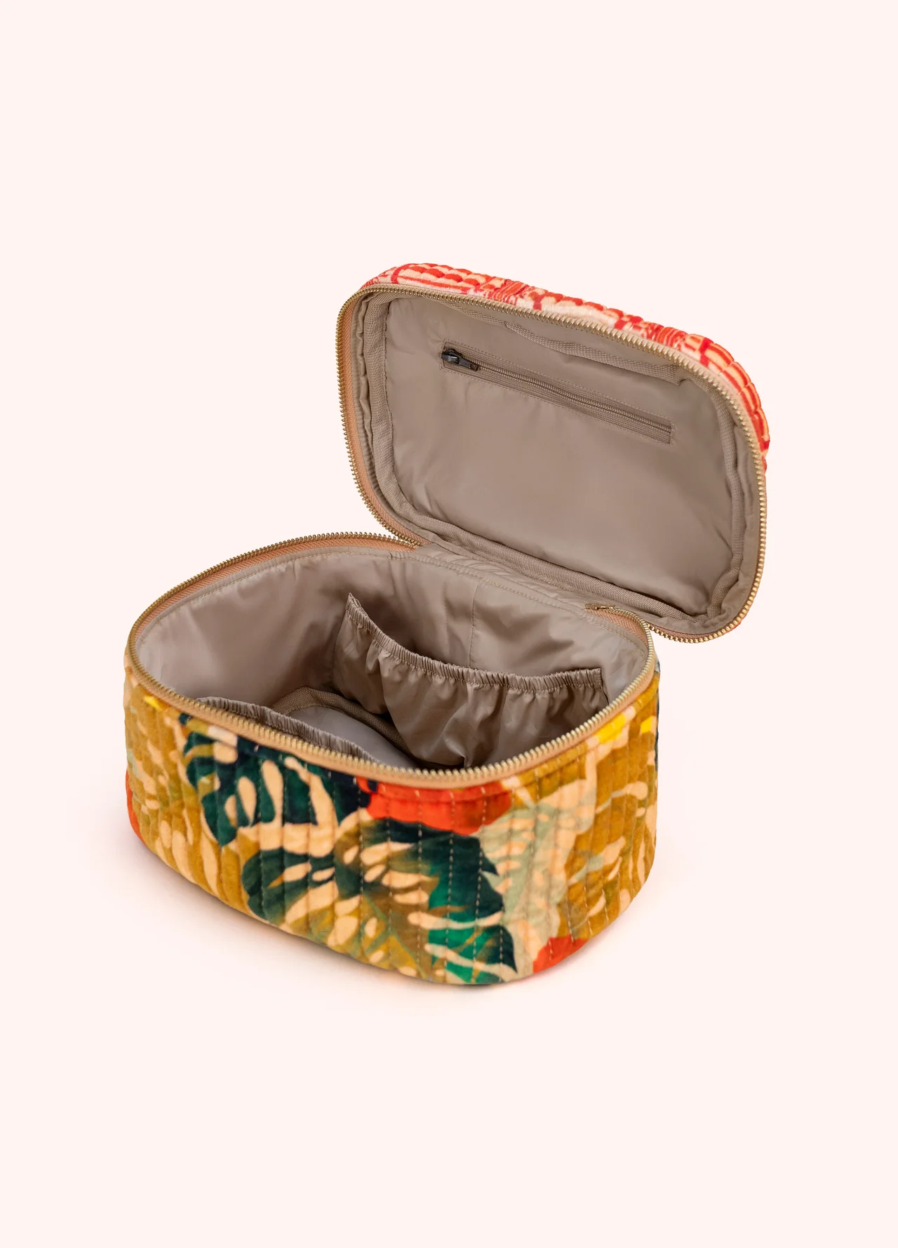 Powder Quilted Velvet Vanity Case - Exotic Leaves