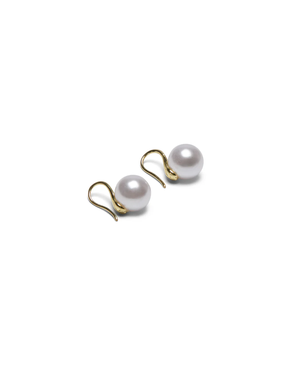 Chalk Cambridge Pull Through Ball Earrings - Pearl