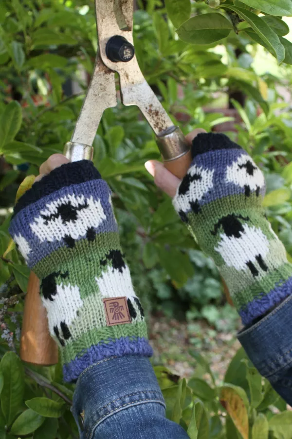 Pachamama Pachamama Flock Of Sheep Handwarmer