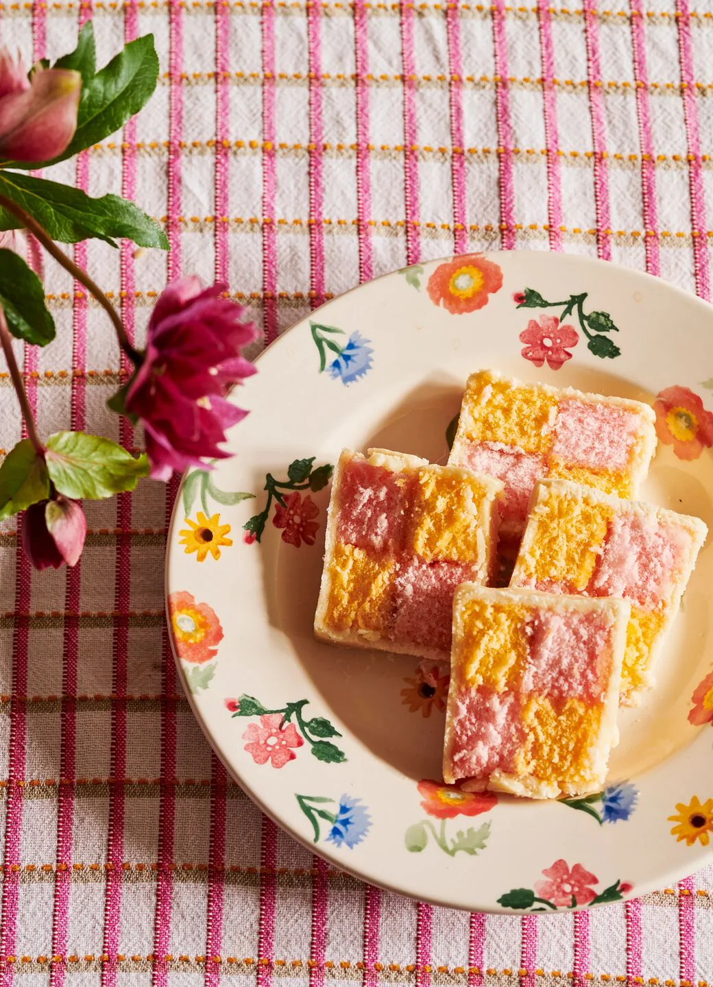 Emma Bridgewater Poppies & Pinks Medium Dinner Plate 8.5 Inch