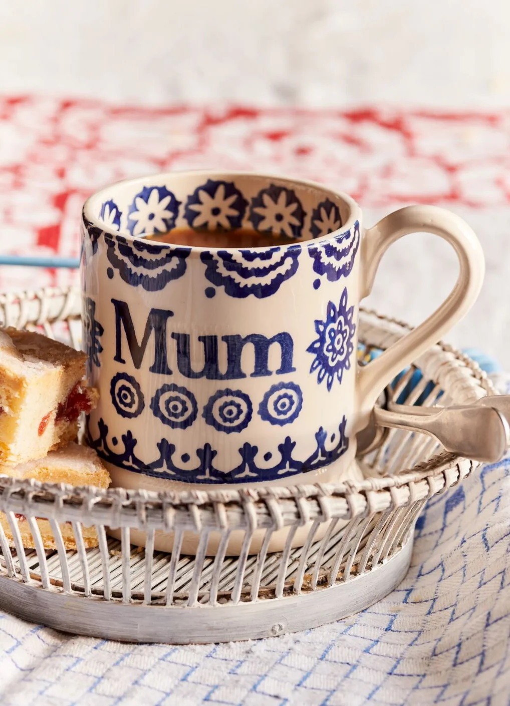 Emma Bridgewater Emma Bridgewater Blue Hen & Border Mum 1/2 Pint Mug