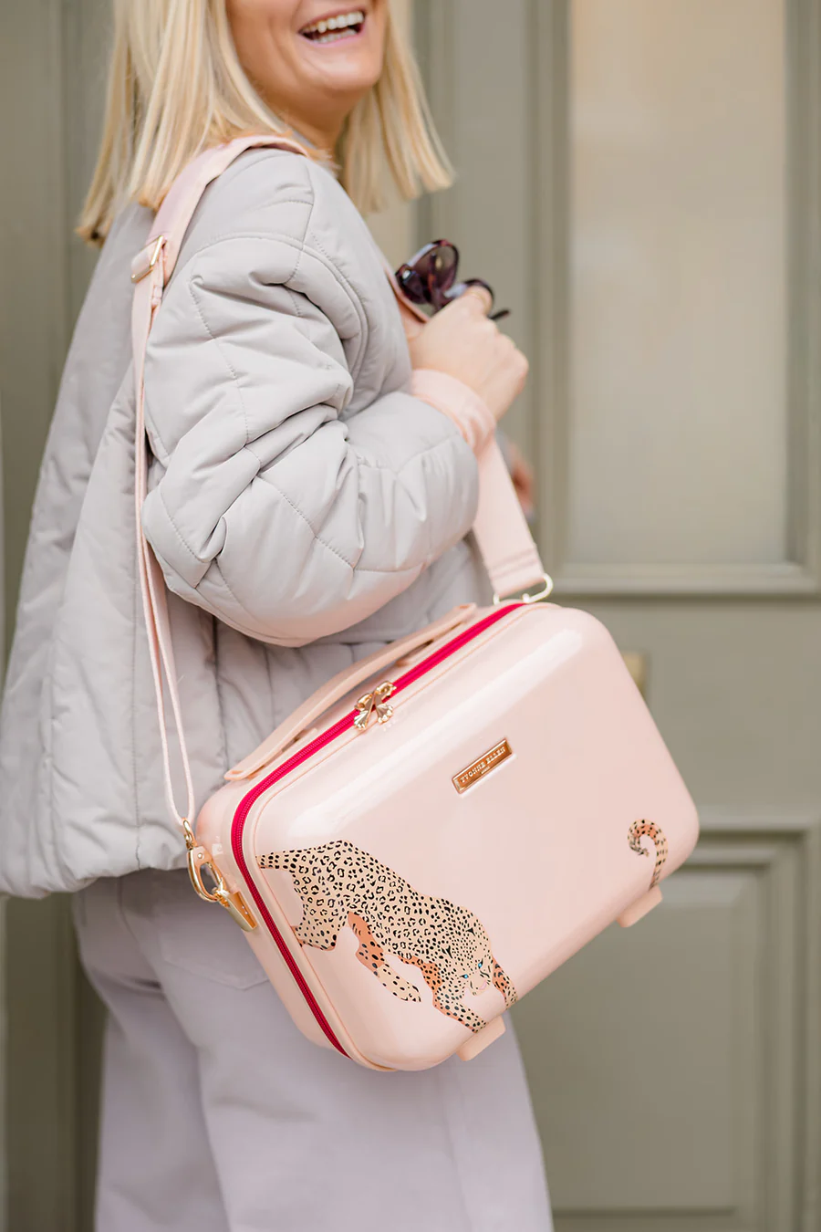 Yvonne Ellen Vintage Pink & Cheetah Vanity Case