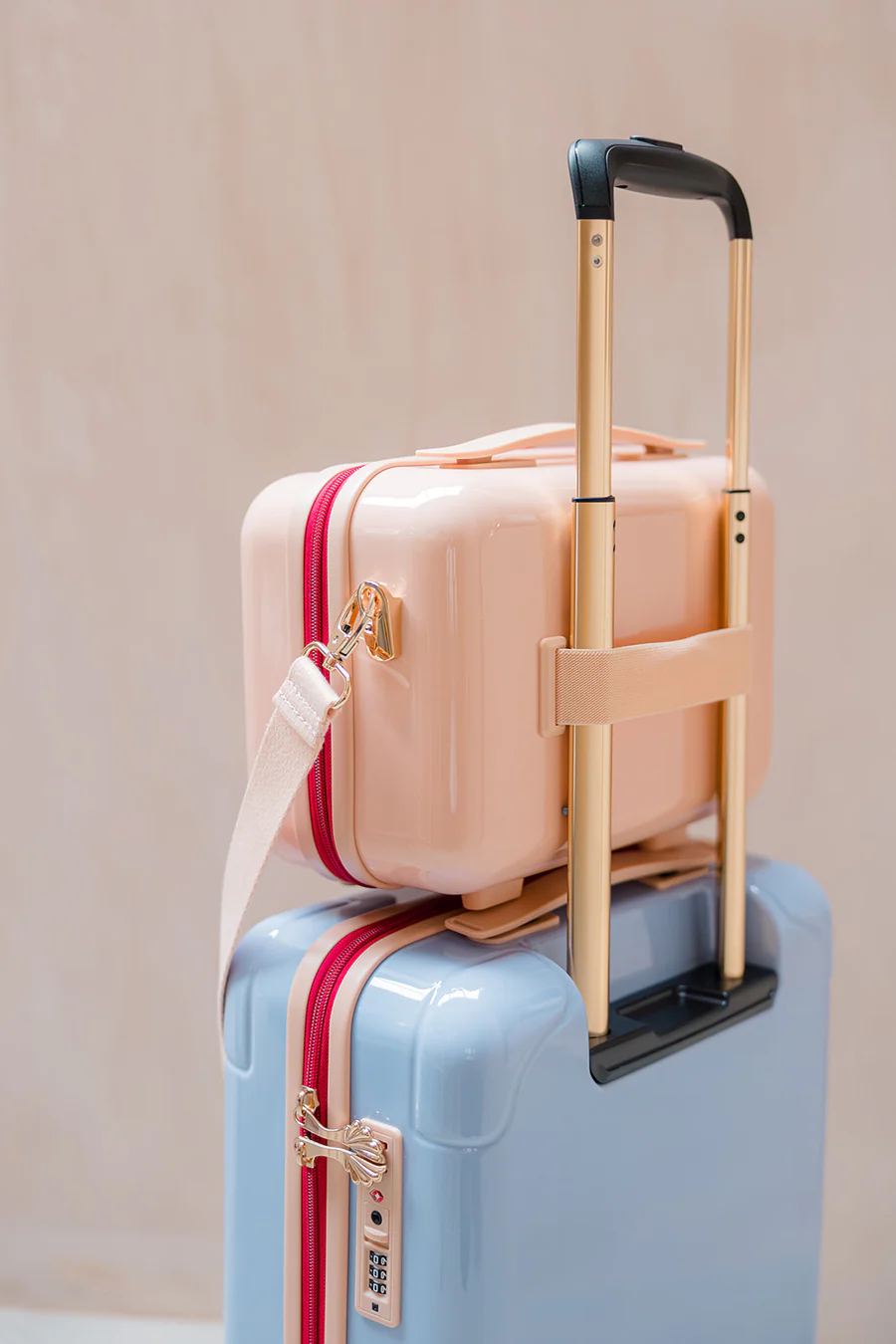 Yvonne Ellen Vintage Pink & Cheetah Vanity Case