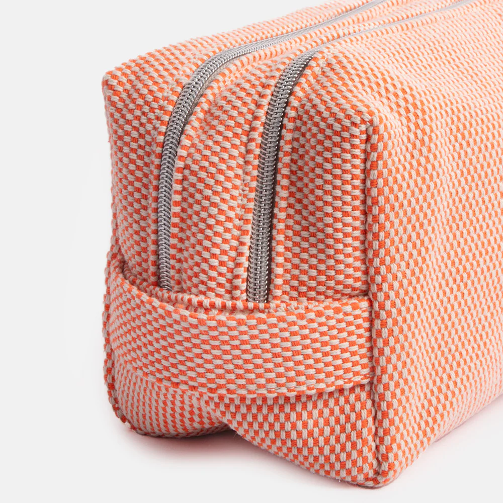 Caroline Gardner Caroline Gardner Orange Woven Check Large Travel Wash Bag