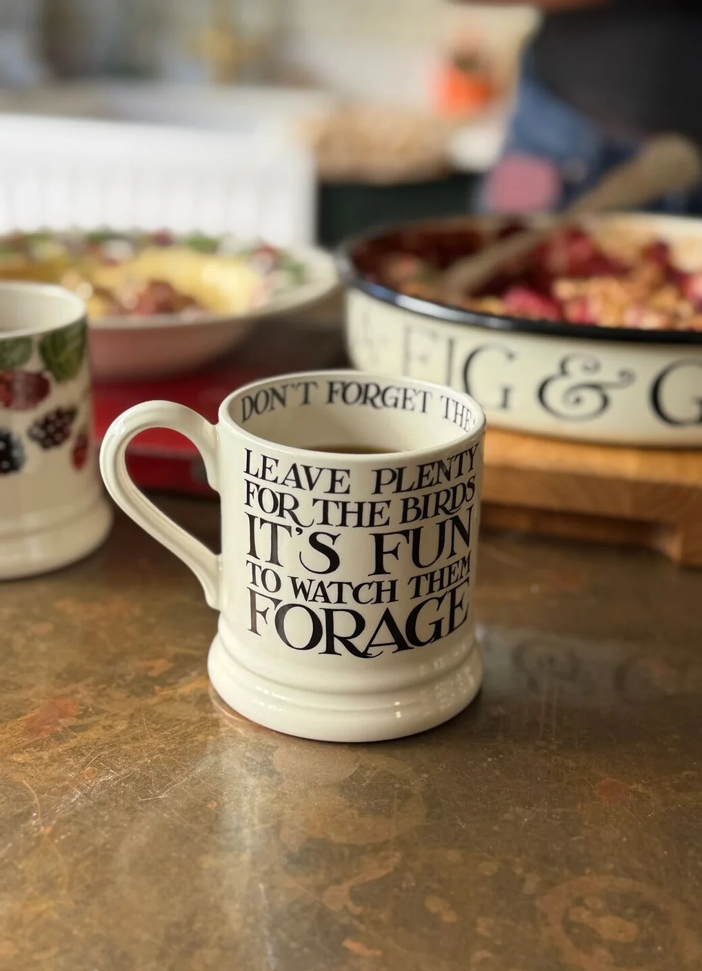 Emma Bridgewater Emma Bridgewater Black Toast Blackberry 1/2 Pint Mug