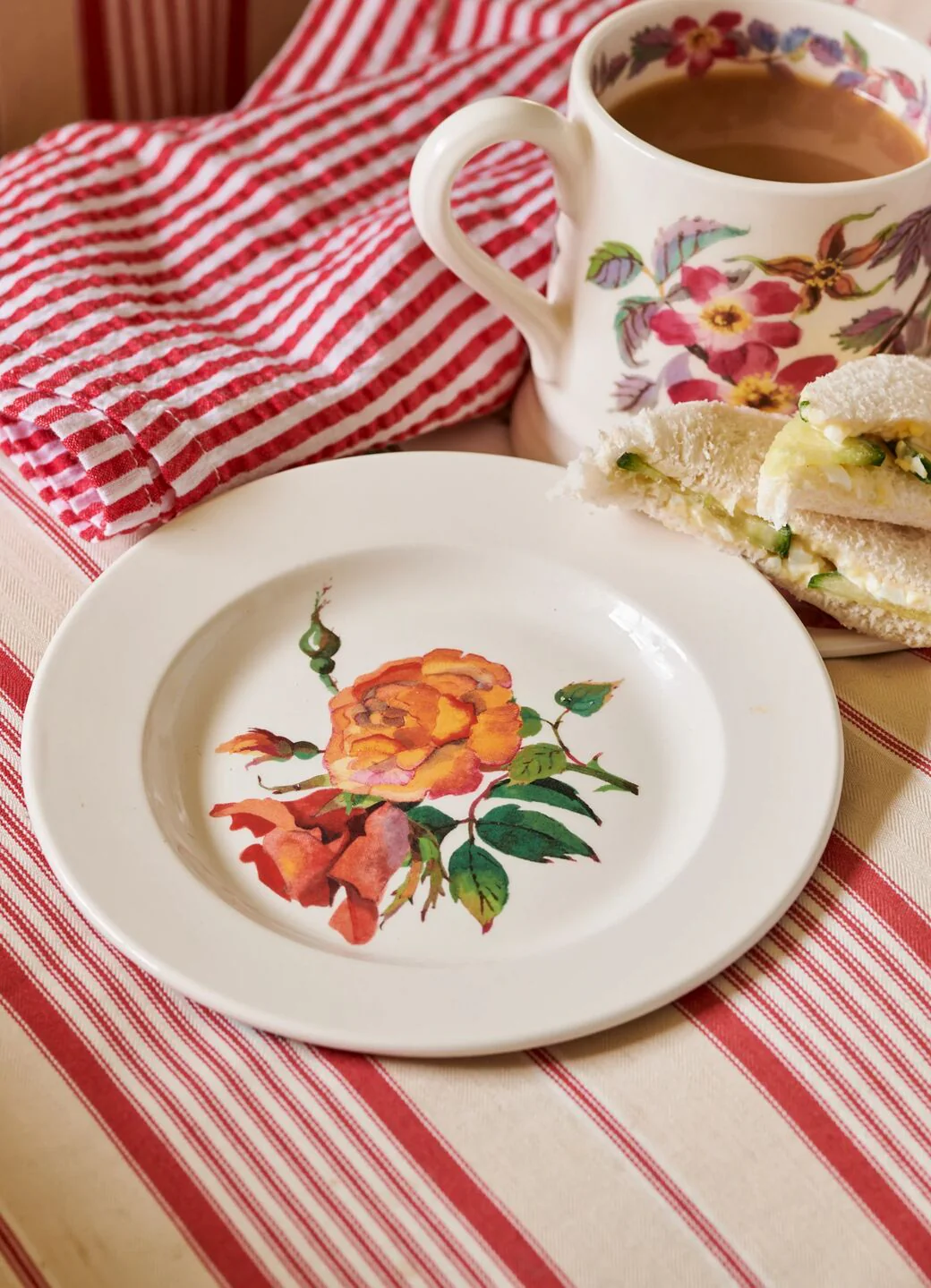 Emma Bridgewater Granny's Roses Small Side Plate 6.5 Inch