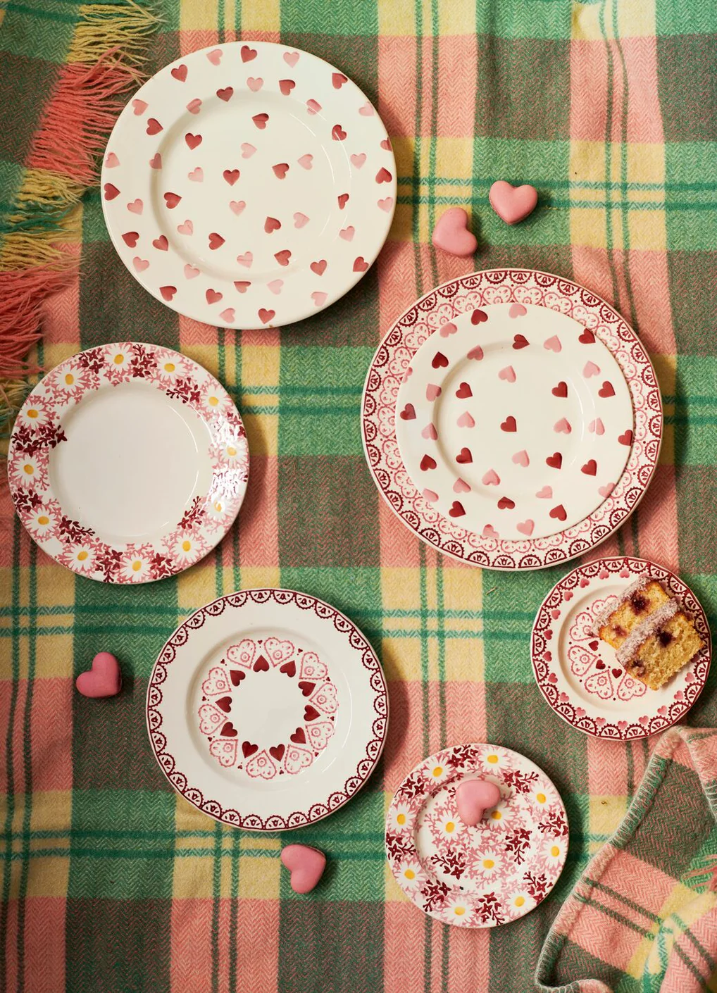 Emma Bridgewater Pink Hearts Large Dinner Plate 10.5 Inch